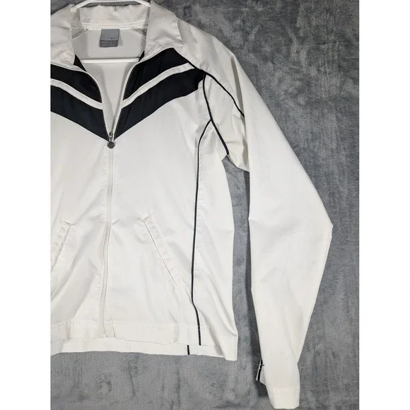 Nike Air Womens M White Black Chevron Full Zip Mock Neck Track Jacket Windbreake - Picture 6 of 10